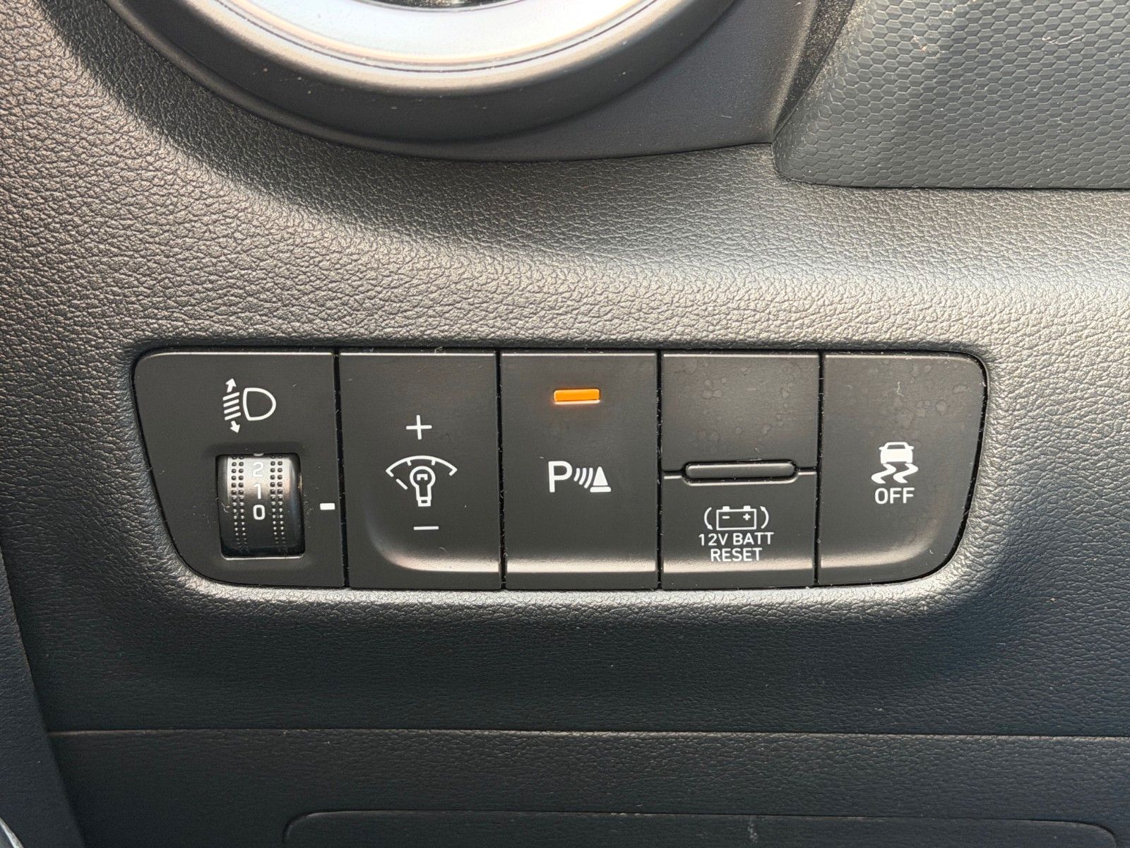 Fahrzeugabbildung Hyundai KONA 1.6 GDI HEV Trend *Navi*Allwetter*LED*RFK*