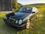 Mercedes-Benz Mercedes E240 W210 - Mercedes-Benz E 240: W210