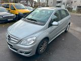 Mercedes-Benz B 200 Turbo Navi + Leder + Panorama + Standheiz. - Mercedes-Benz B 200: Turbo