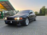 BMW E39 540i  mit nur 49742 km  - BMW aus 2000: M