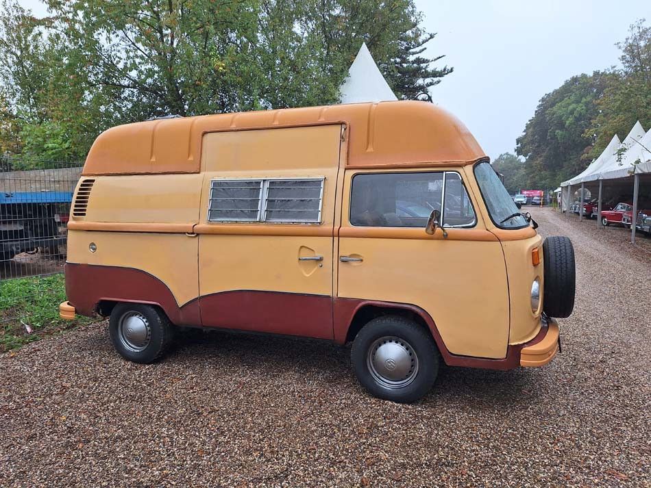 1974 Volkswagen T2