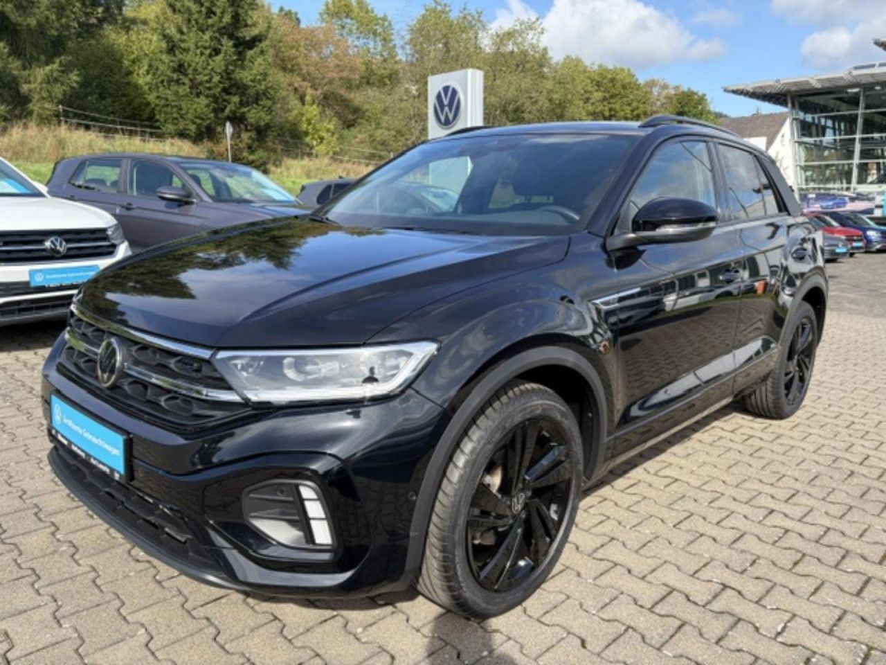 Volkswagen T-Roc R-Line 1.5 TSI Black Style DSG AHK Navi foto 2