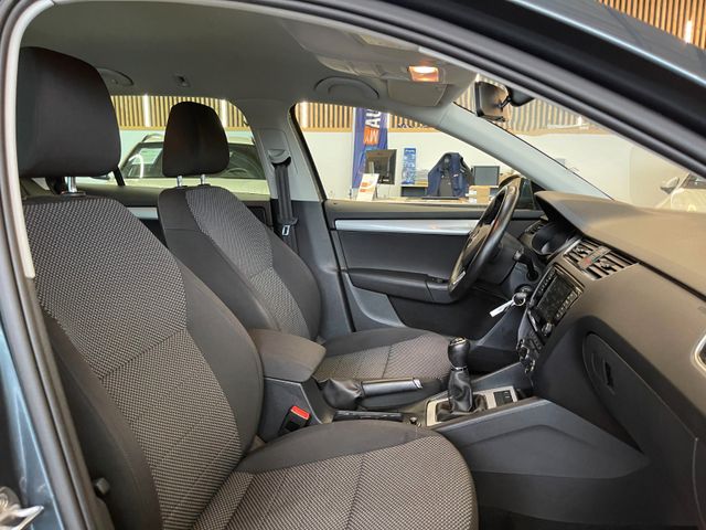 Skoda Octavia 1.4 TSI Green tec Combi *Ambition*Navi*