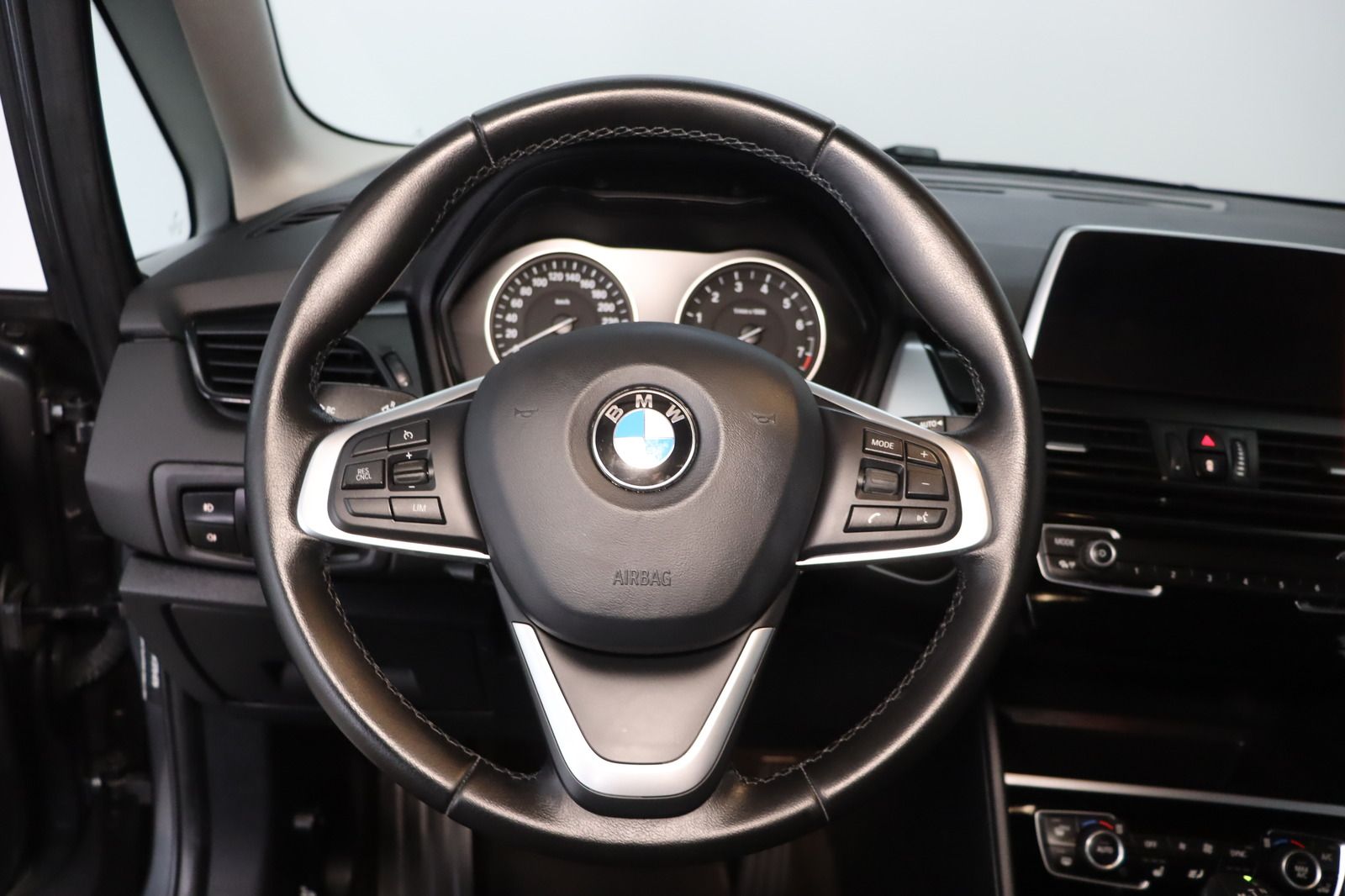 Fahrzeugabbildung BMW 225 xe i Performance Advantage Active Tourer