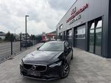 Volvo V90 Kombi Momentum Pro AWD*8-FACH*AHK*KAMERA - gebrauchte Volvo V90 aus dem Jahr 2019