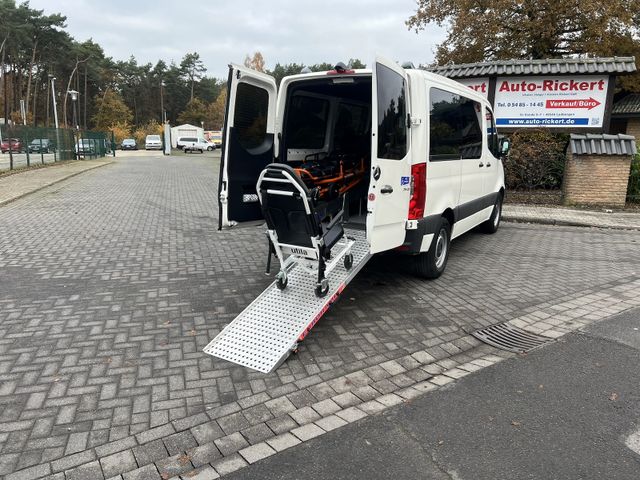 Mercedes-Benz Sprinter 215 CDI L1H1 MBUX, LED, KTW, Trage+ Tra