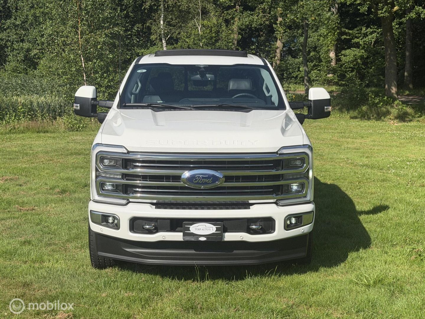 Ford F 250 USA 6.7 V8 Powerstroke Limited H.O. imagem 3