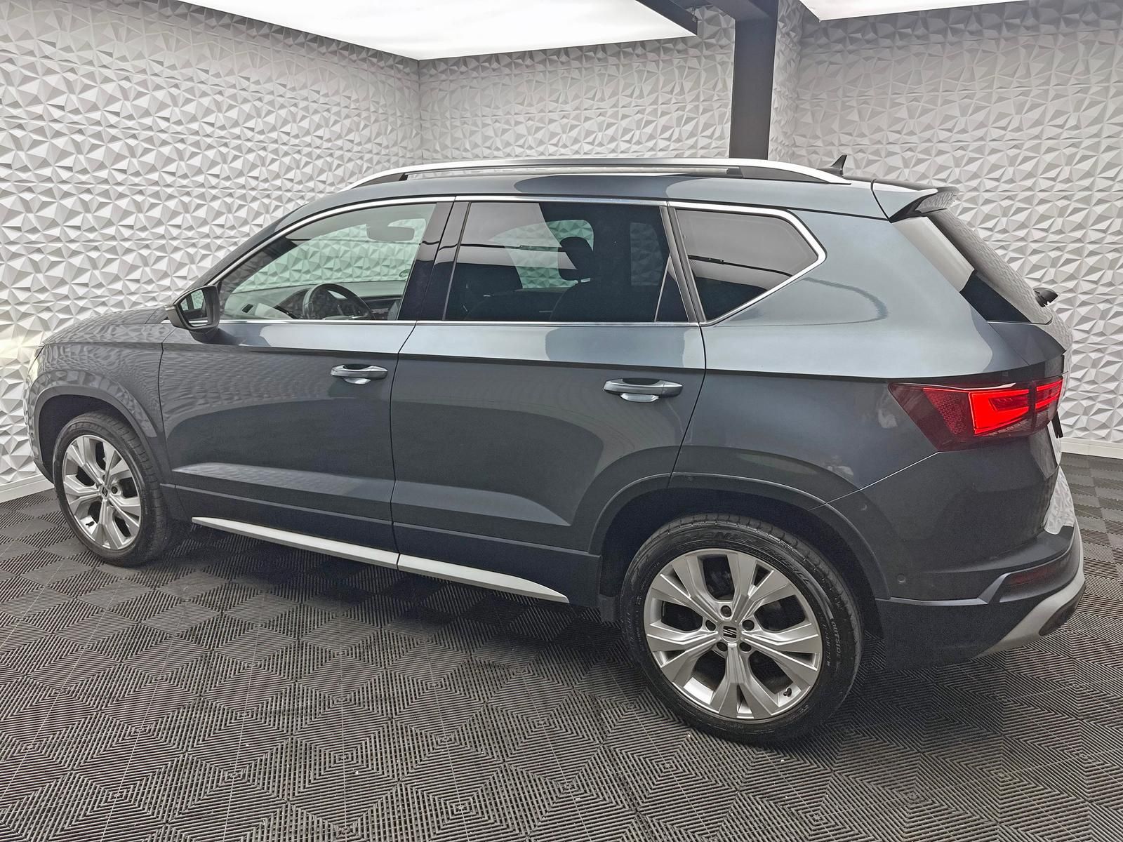Fahrzeugabbildung SEAT ATECA 1.5TSI ANDROID/KAMERA/PDC/ACC/AHK/LED/NAVI