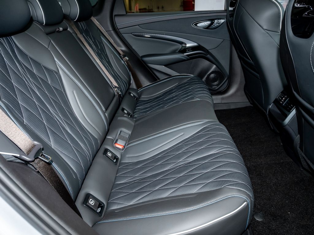 BYD SEAL