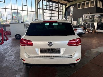 Volkswagen Touareg - 3