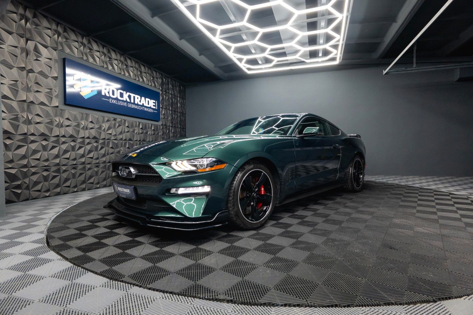Fahrzeugabbildung Ford Mustang 5.0 V8 BULLITT 6-Gang RECARO Unfallfrei