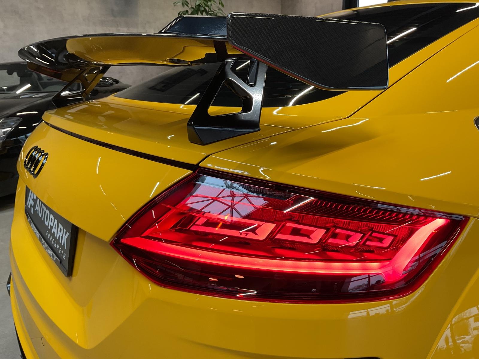 Audi TT RS Coupe Akropovic B&O Matrix 440PS 280km/h