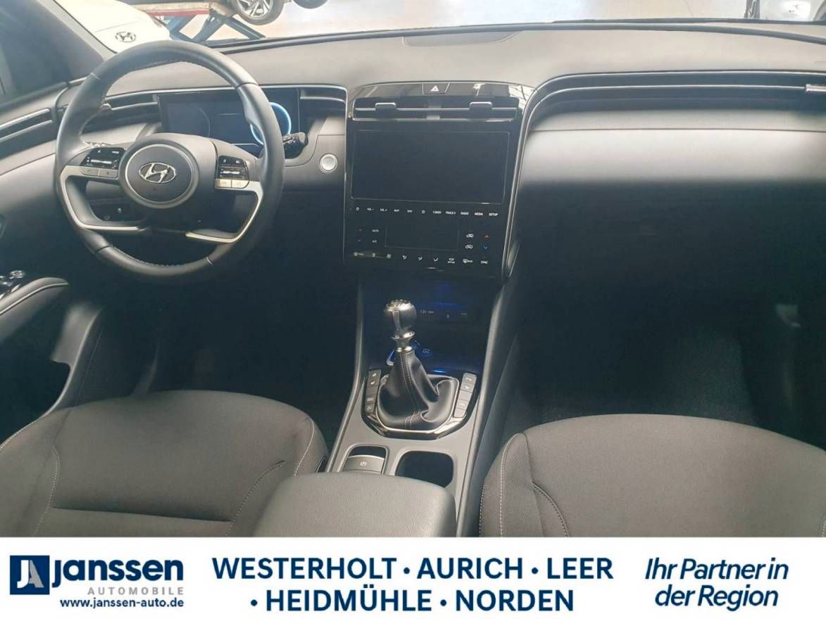 Fahrzeugabbildung Hyundai TUCSON ADVANTAGE/PDC/Krell Sound/Navi/Rückfahrka