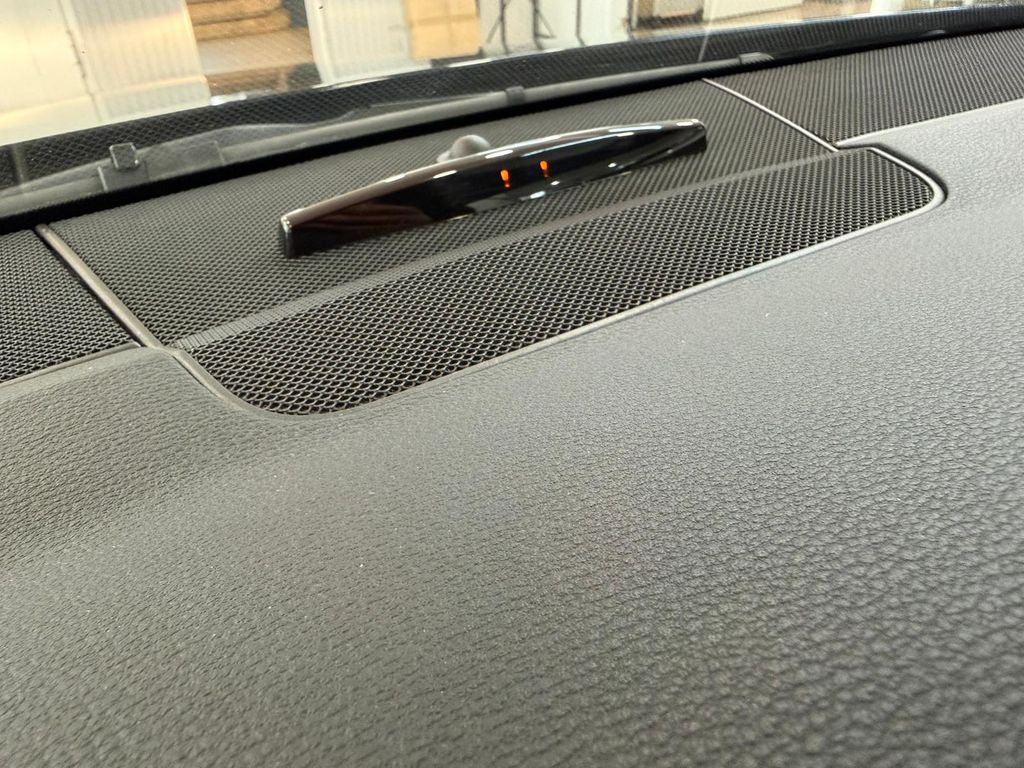 Mercedes-Benz E 220 - Bild 26