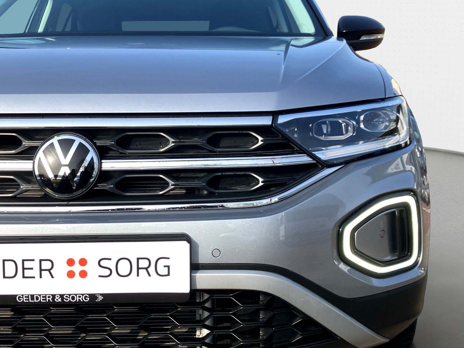 Volkswagen T-Roc - Bild 12