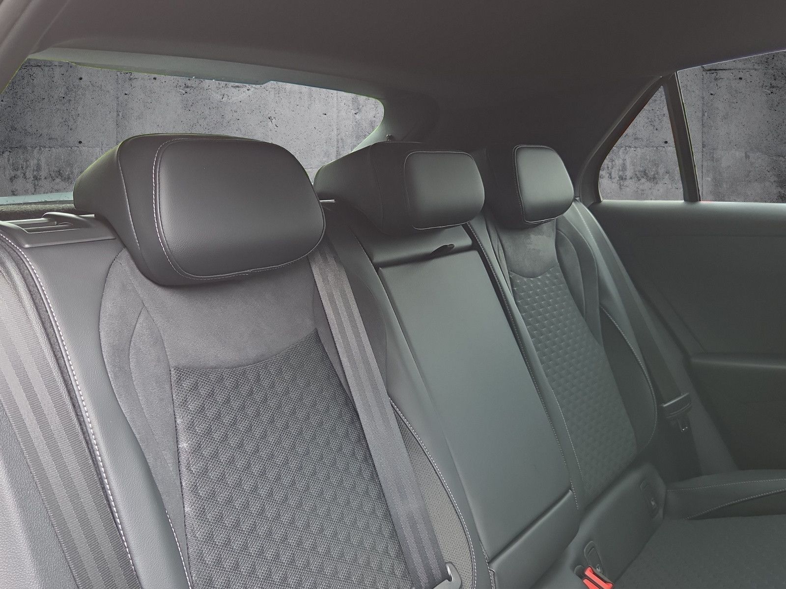 T-Roc neu R-Line 1.5 eTSI OPF DSG