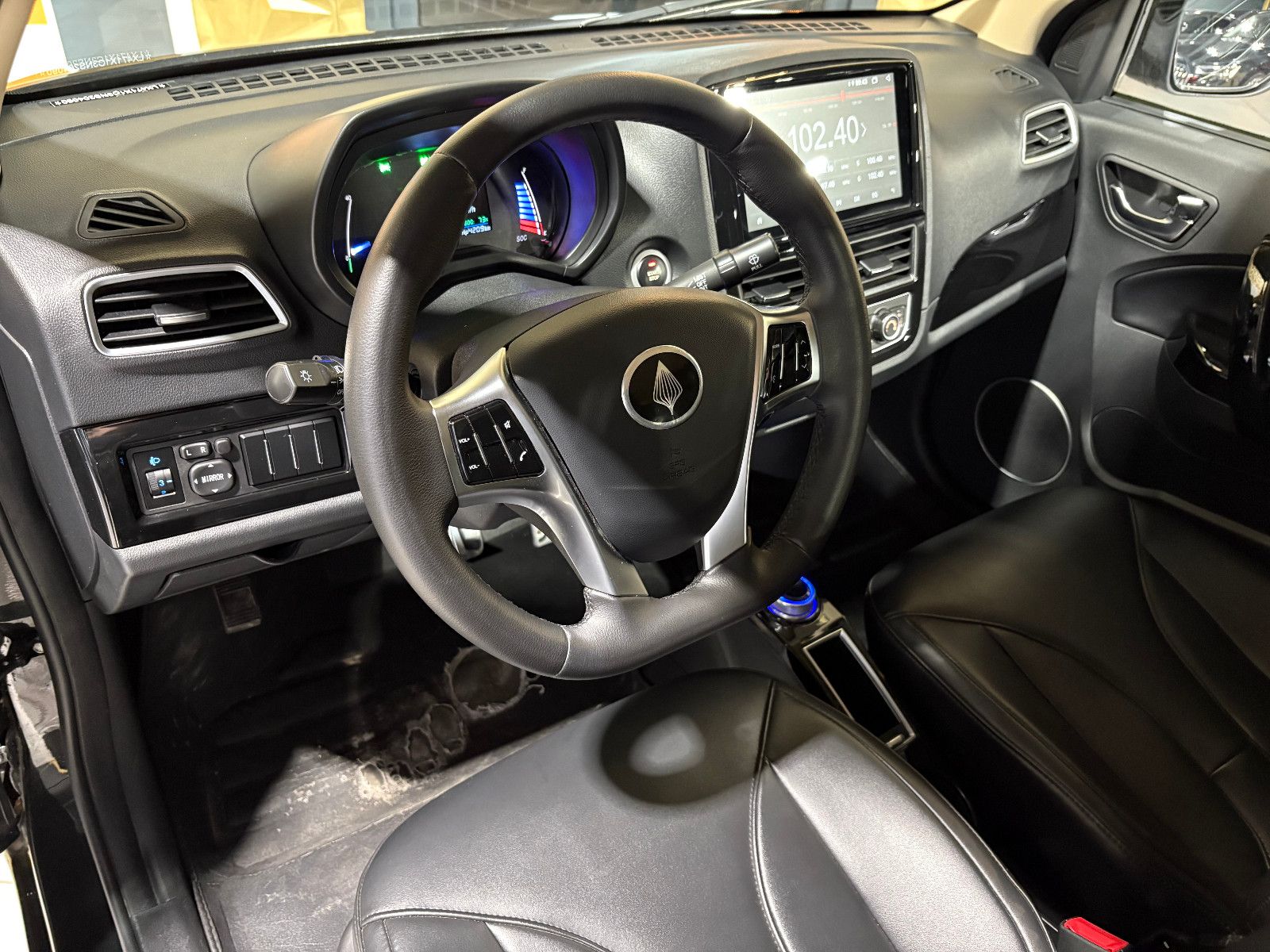 Fahrzeugabbildung Elaris PIO/KAMERA/APPLE/KLIMA/2-SITZ/AUTOMATIK