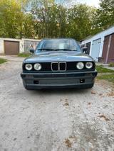 BMW E30 320i - BMW 320 aus 1988: 320i