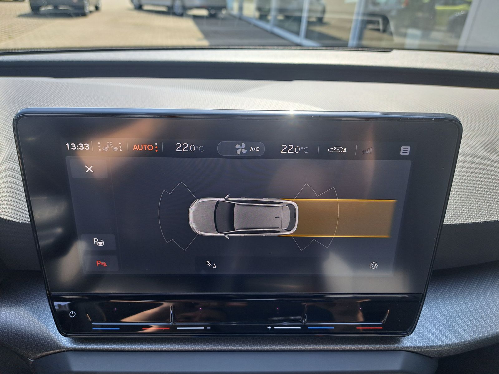 Fahrzeugabbildung SEAT Leon Style ST 2.0 TDI DSG LED PARK-ASSIST NAVI