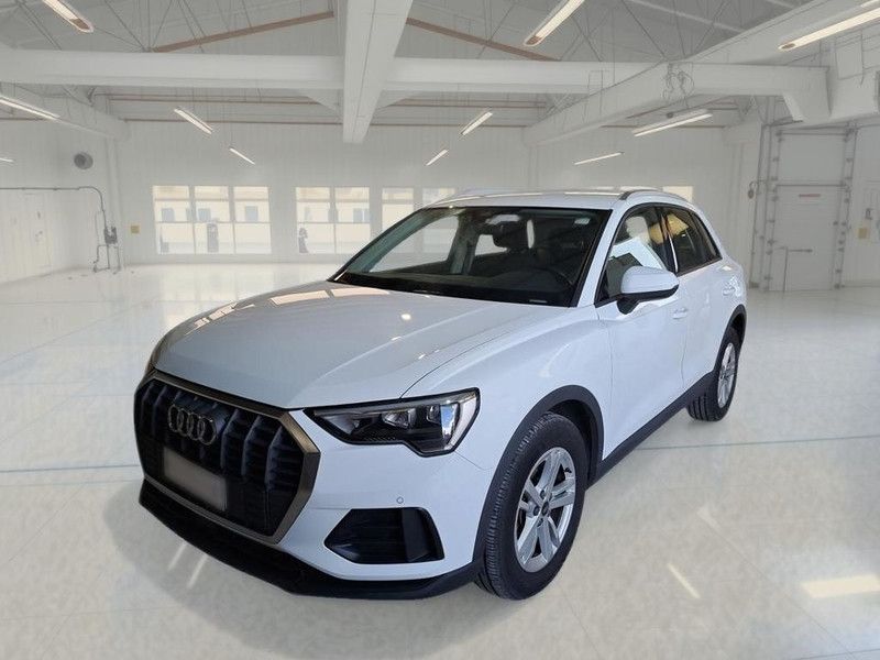 Image of Audi Q3