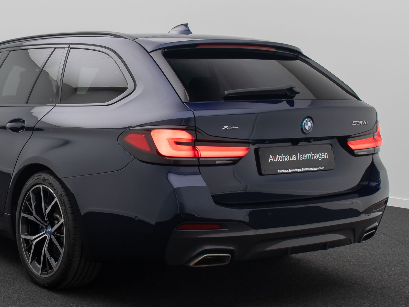Fahrzeugabbildung BMW 530e xD M Sport Laser DAB H/K HUD AHK Panorama