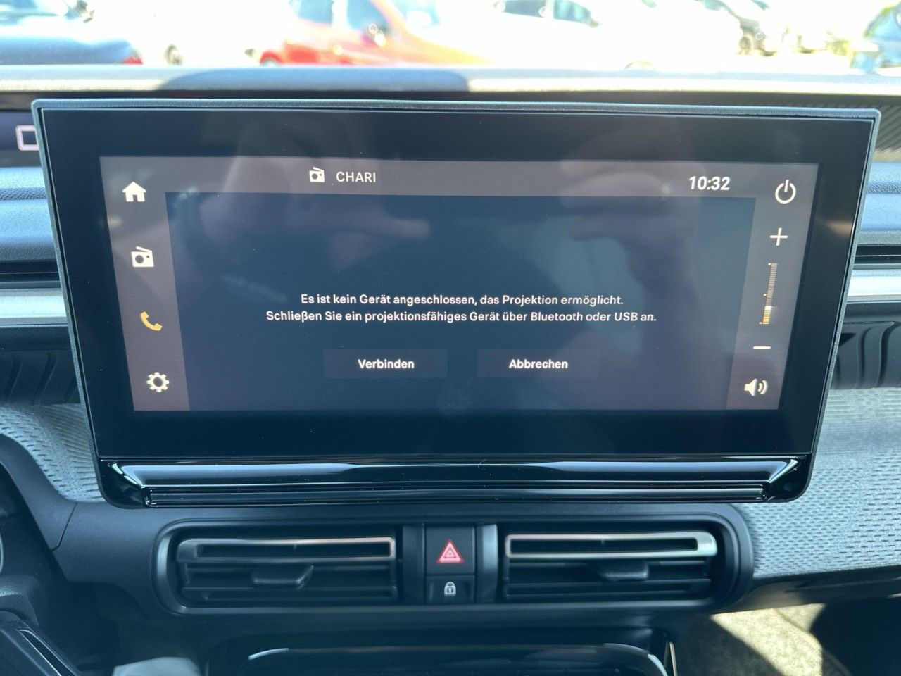 Fahrzeugabbildung Citroën C3 Aircross Turbo 100 PLUS - mit KI generiert/bearbeitet