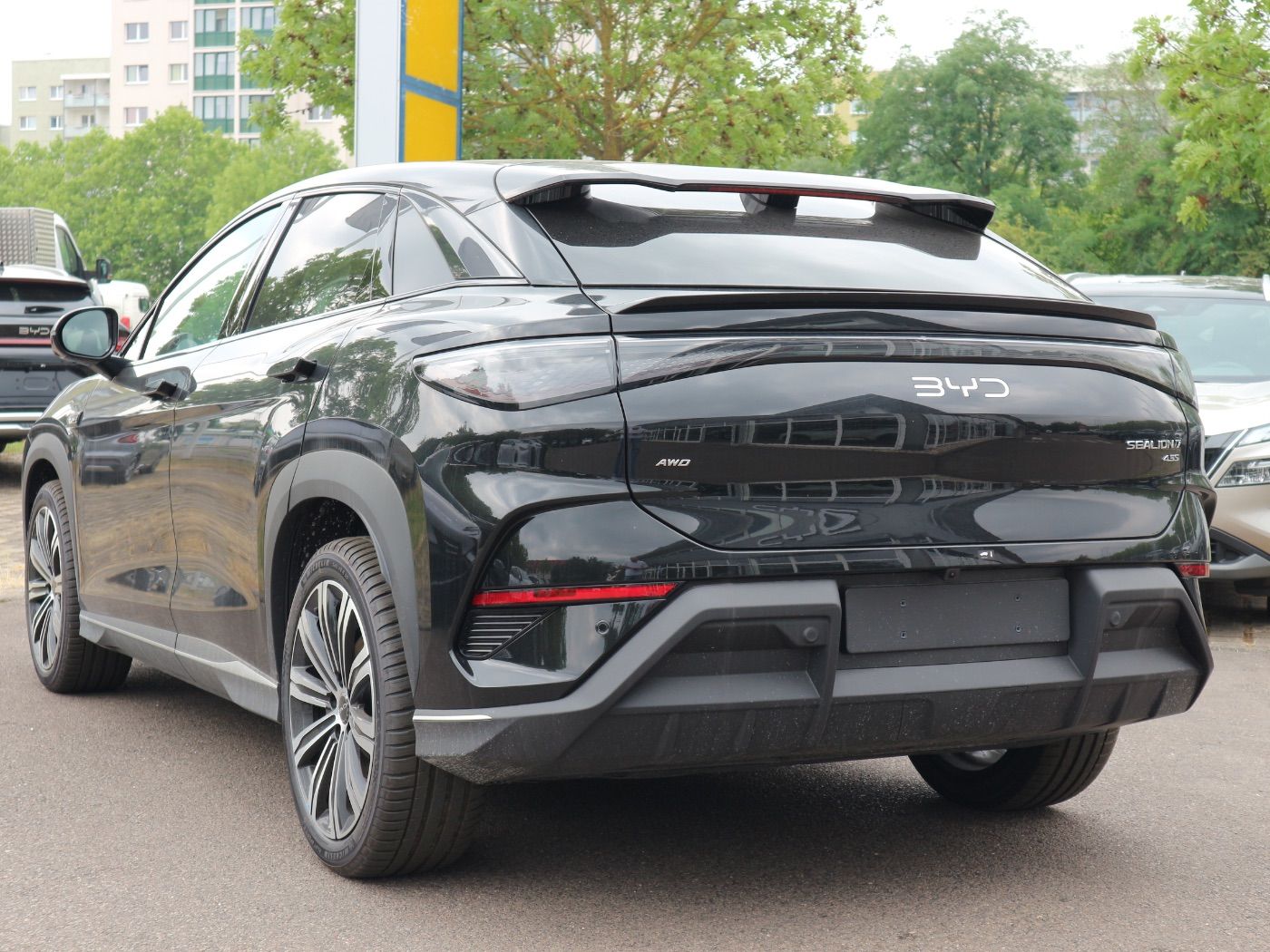 BYD SEALION 7
