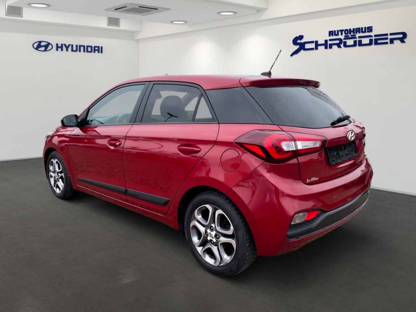 Fahrzeugabbildung Hyundai i20 1.0T Style Allwetterreifen  Klimaautomatik