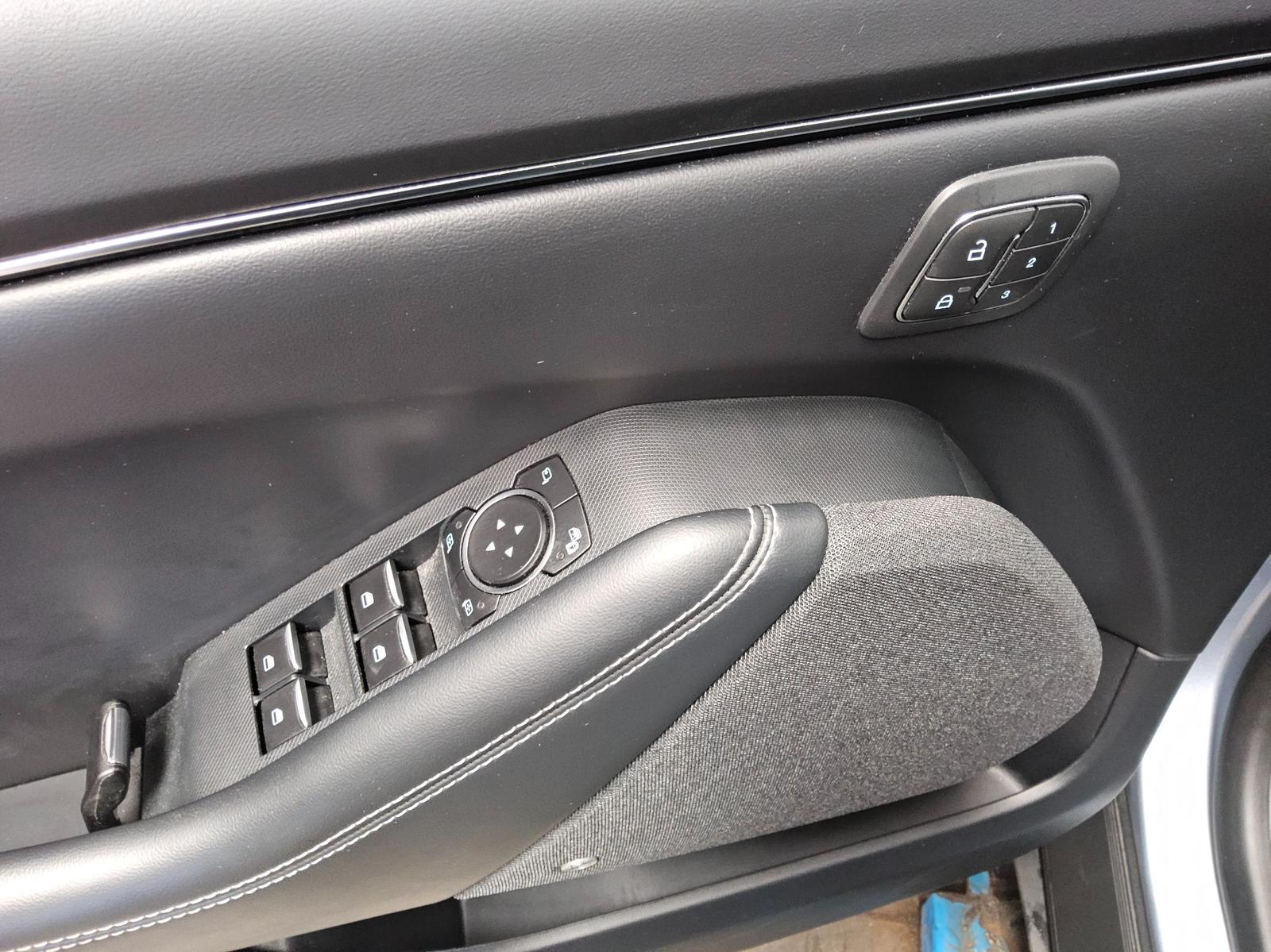 Ford Mustang Mach-E Navi LED Shz Leder Pano