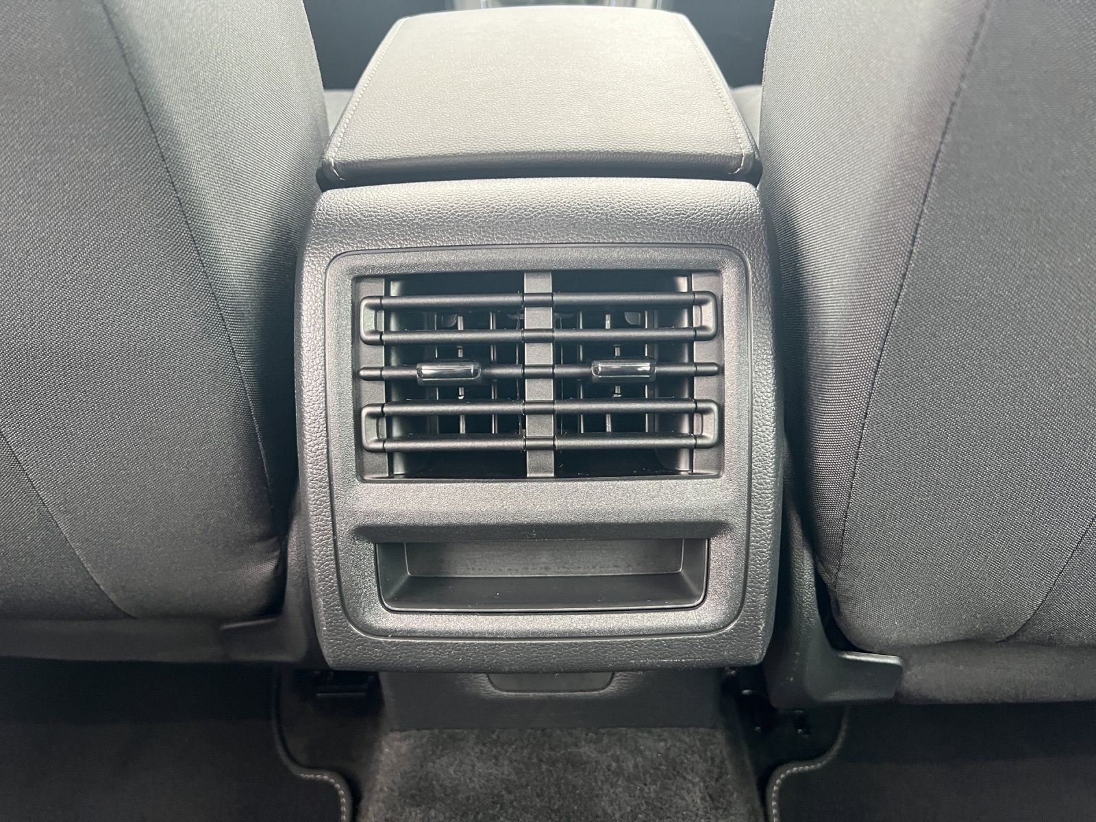 Golf VIII Variant Life 2.0 TDI Navi*ACC*LED