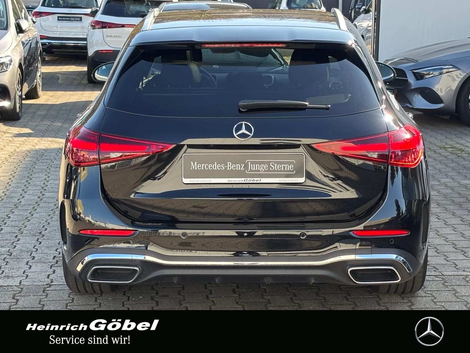 Fahrzeugabbildung Mercedes-Benz C 300 T AMG-ADV+ PANO MEM-SIT WP LED KAM AMB-BEL