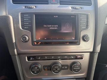 Volkswagen Golf - 12