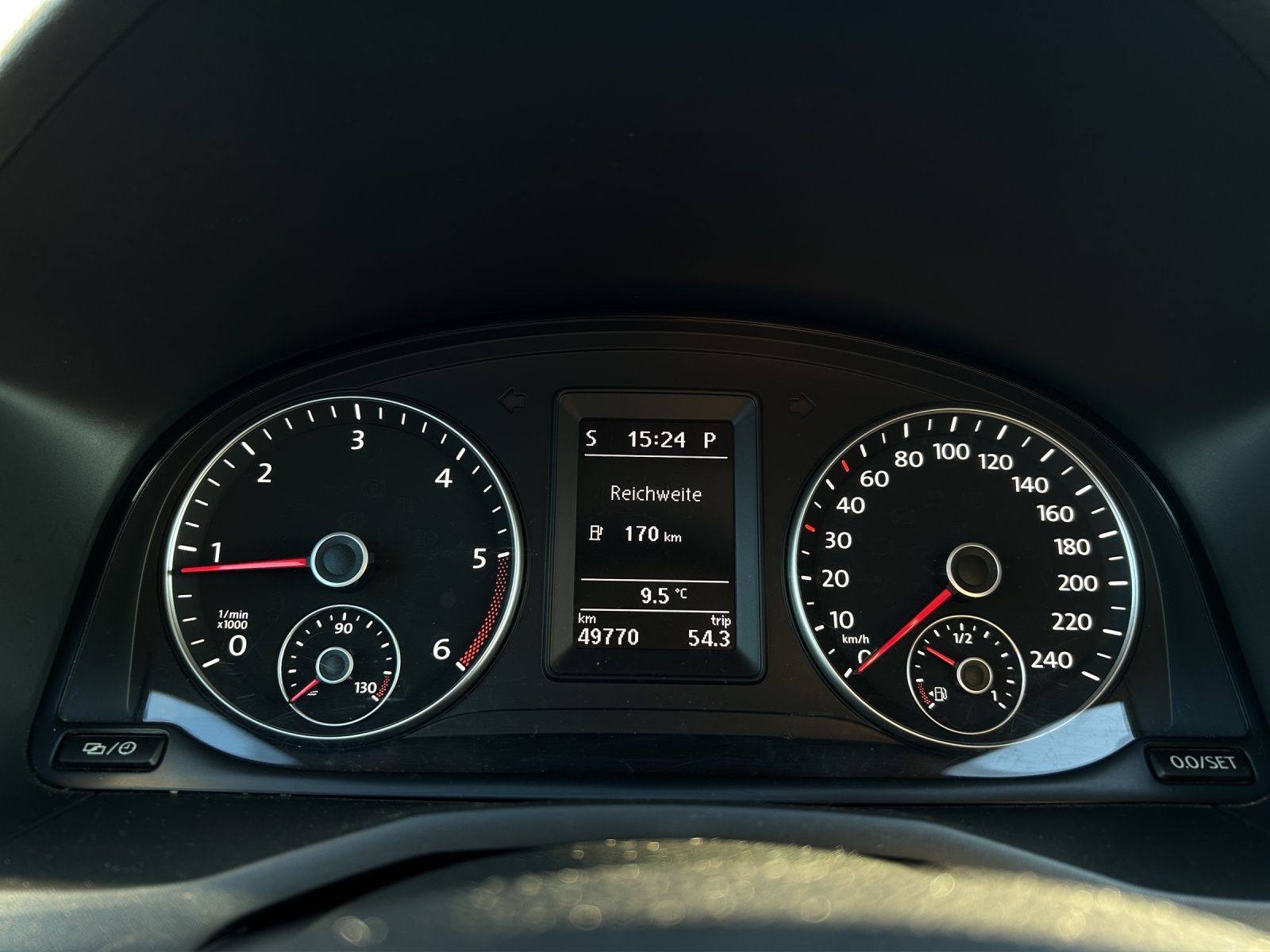 Fahrzeugabbildung Volkswagen Caddy Kasten Maxi TDI DSG AHK RearView Navi Klim