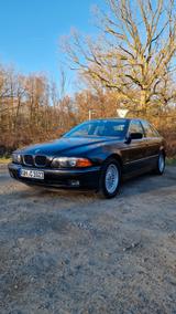 BMW 523i - - BMW 523 aus 2000