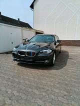 BMW F11 5er. 3.0d. neu tüv - BMW 530 mit Diesel-Antrieb: Kombi, 3.0