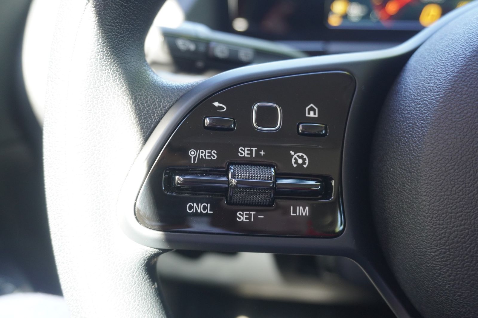 Mercedes-Benz B250 e Style AUTOMATIK LED NAVI SPUR TOTW T-LEDE foto 23