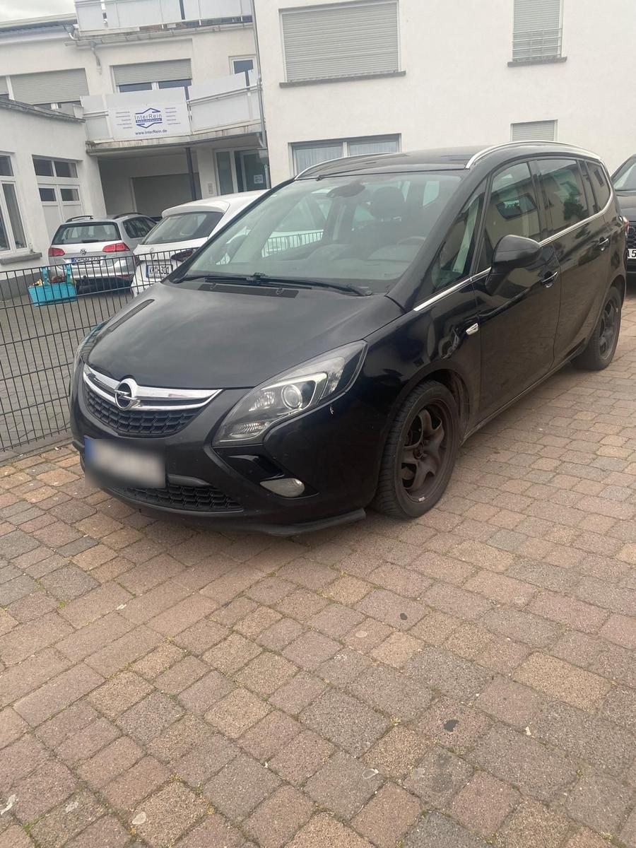 Opel Zafira Tourer