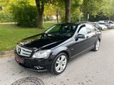 Mercedes-Benz C 200 CDI Avantgarde *Autom.*AHK*Rentnerfahrzeug - Mercedes-Benz C 200: Automatik, Cdi