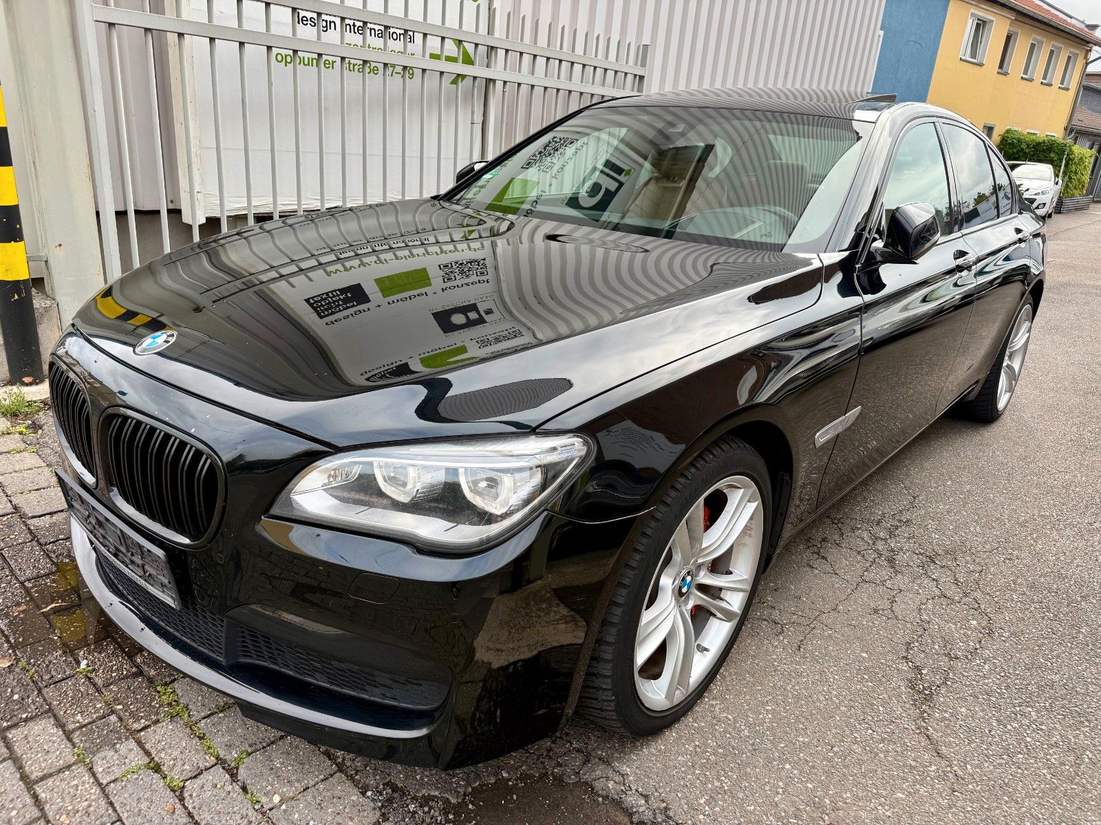 BMW 740 - 1