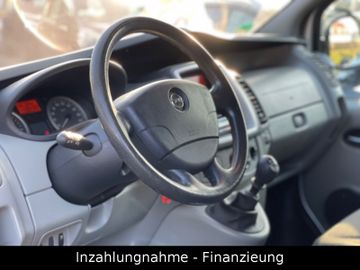 Opel Vivaro - 10