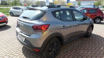 Dacia Sandero Stepway Expression TCe 90 PS CVT Automat