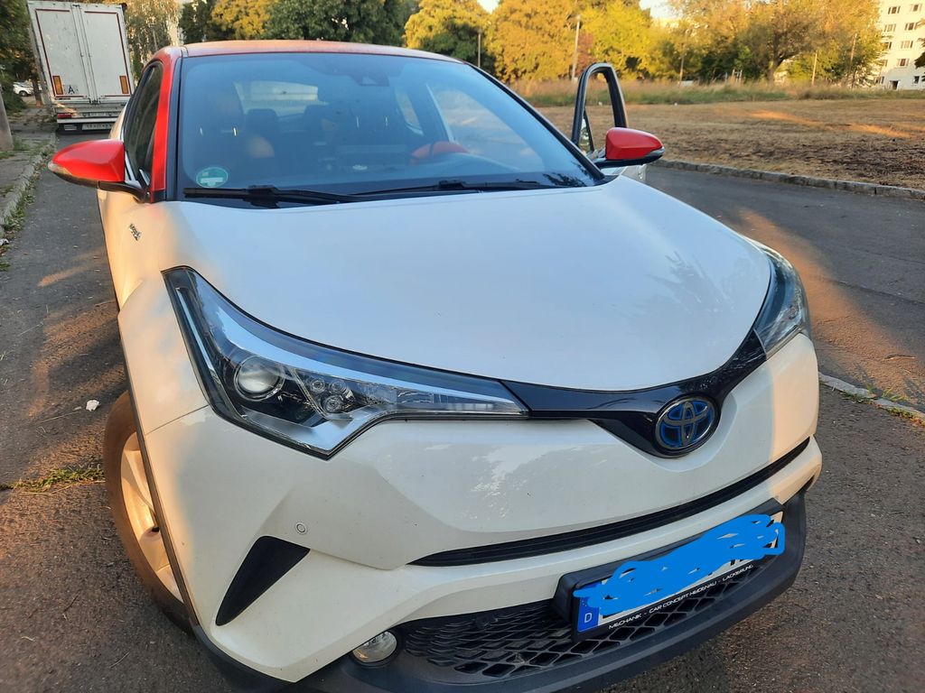 Image of Toyota C-HR