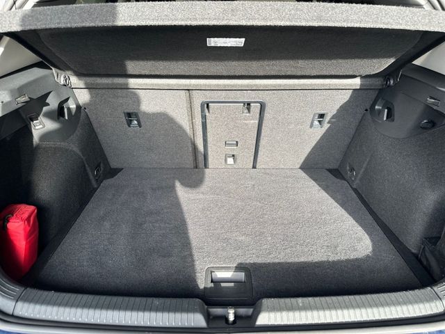Golf VIII 2.0 TDI DSG GOAL LED+KAMERA+NAV+AHK+VC