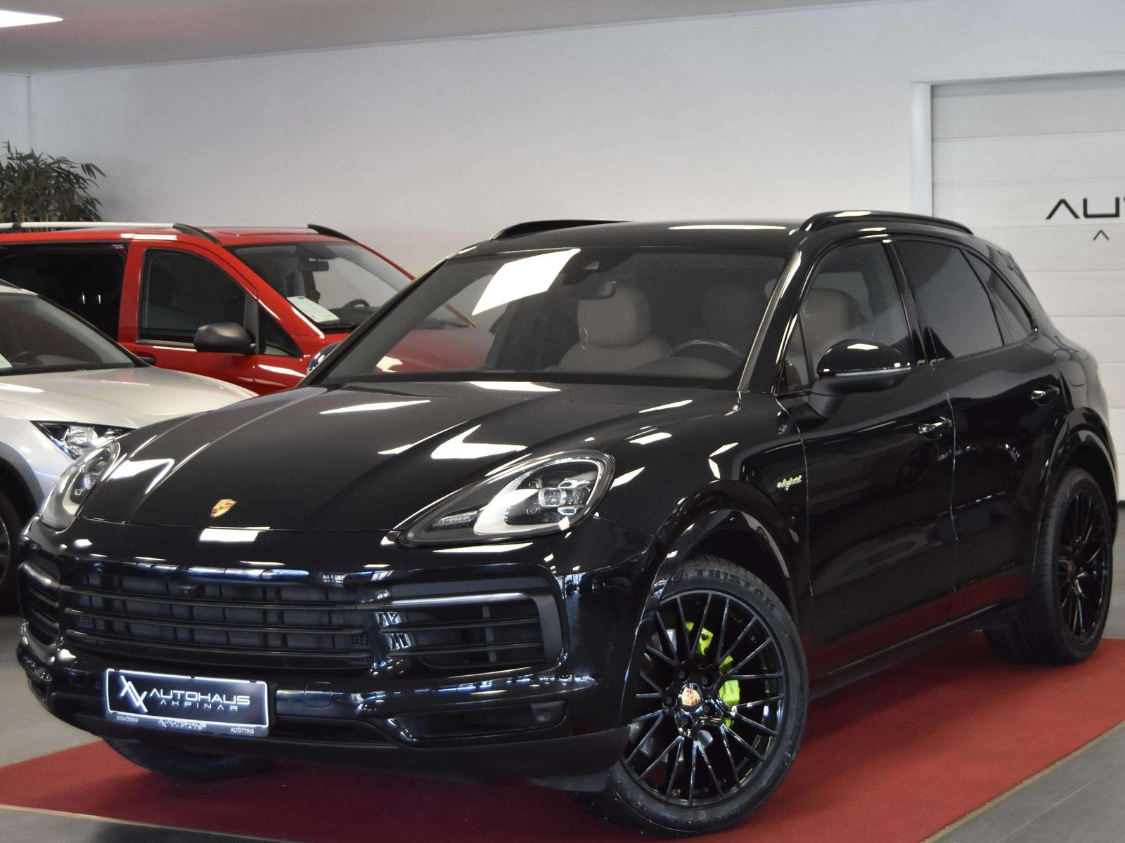 Porsche Cayenne E-Hybrid MASSAGE LUFT BOSE CARPLAY 360