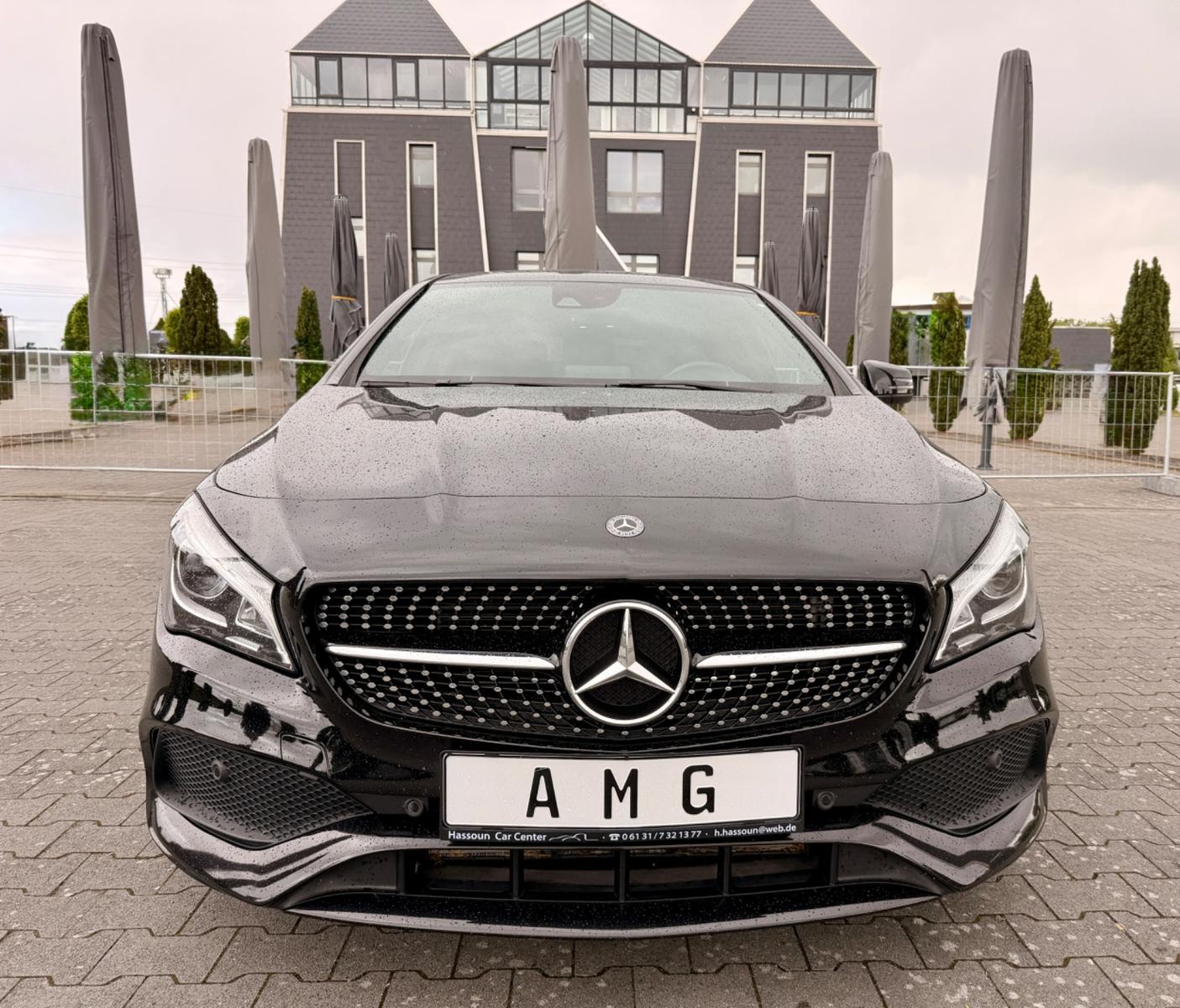 Mercedes-Benz CLA 200 Shooting Brake 1. Hand AMG Scheckheft