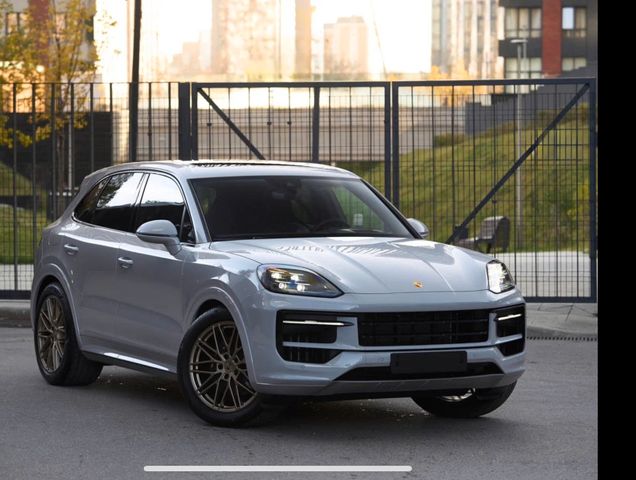 Porsche Cayenne Panorama, 360