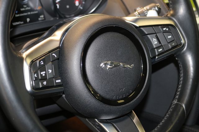 F-Type Coupe P300 Automatik/PANO/KAMER/MERIDIAN – Vorschau 28