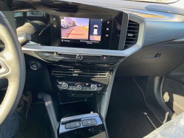 Opel Mokka Electric Elegance 11 KW Charger