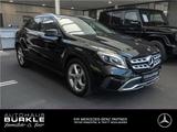 Mercedes-Benz GLA 180 Urban,AHK,LED,Navigation,Park-Assistent - Mercedes GLA 180 mit Anhängerkupplung