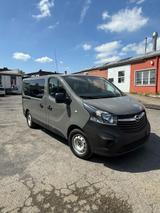 Opel Vivaro 9 Sitzer - Opel Vivaro in Mönchengladbach